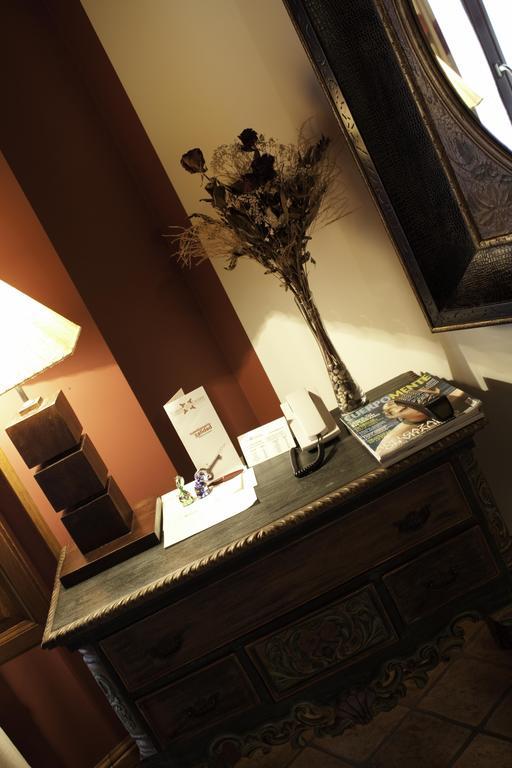 Hotel Posada La Robleda (Adults Only) Арнуэро Экстерьер фото