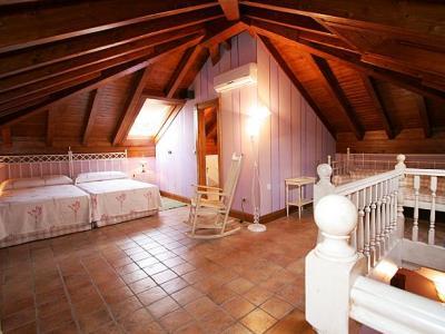 Hotel Posada La Robleda (Adults Only) Арнуэро Экстерьер фото