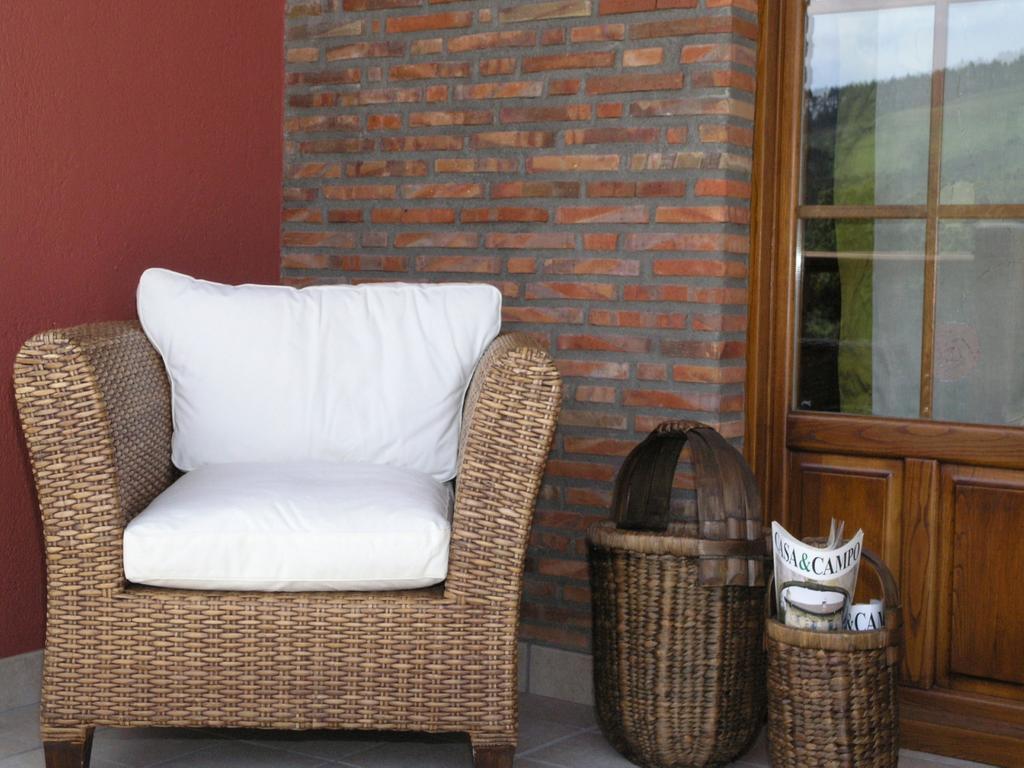 Hotel Posada La Robleda (Adults Only) Арнуэро Экстерьер фото