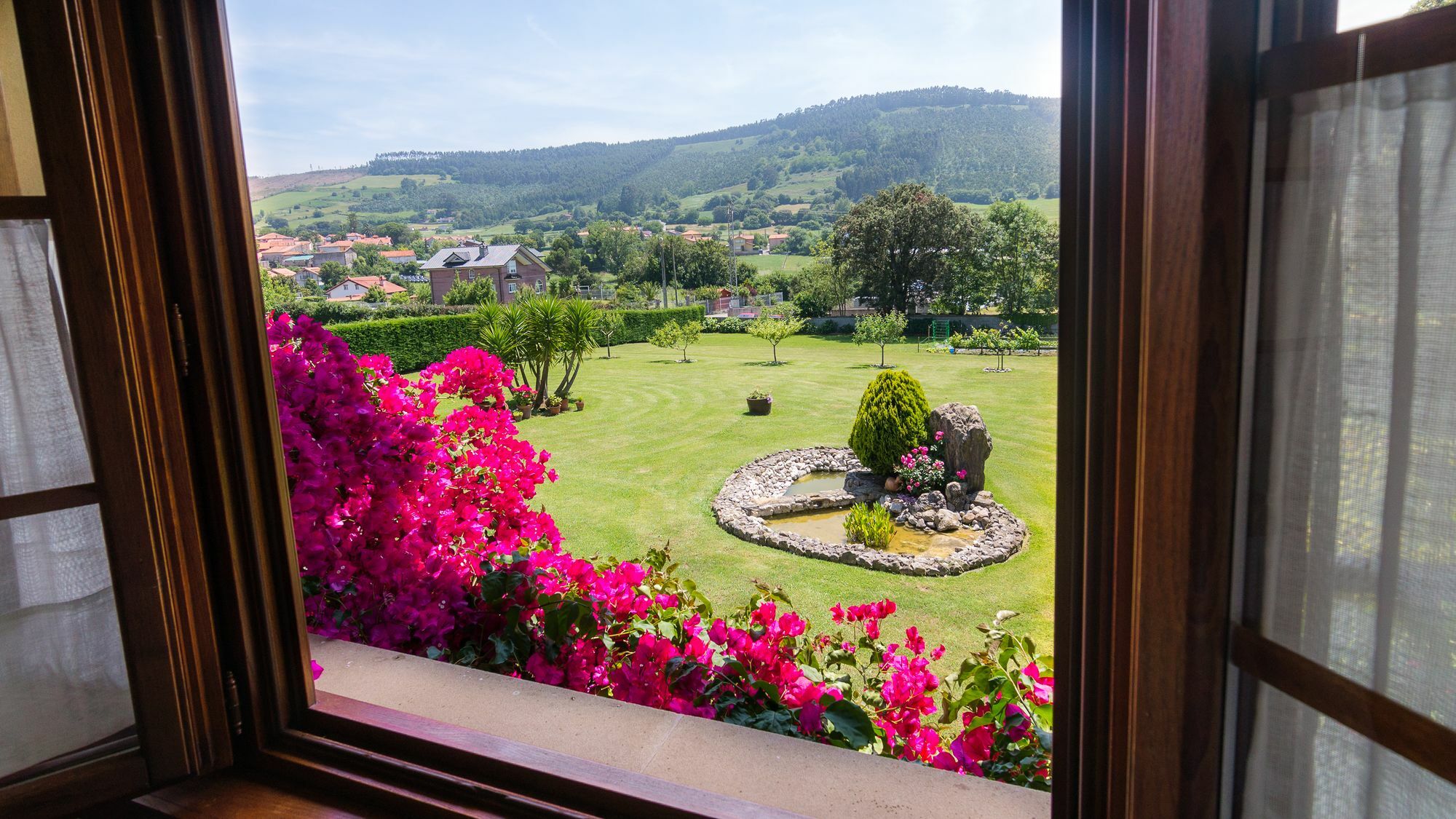 Hotel Posada La Robleda (Adults Only) Арнуэро Экстерьер фото